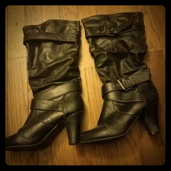 Size 6 and a half - Picture 1 of 1